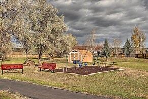 Outdoor Enthusiasts' Retreat w/ Hot Tub, Deck