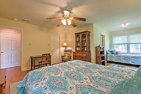 'juju's Place' Warsaw House w/ Deck & Tree Swings!