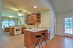 'juju's Place' Warsaw House w/ Deck & Tree Swings!