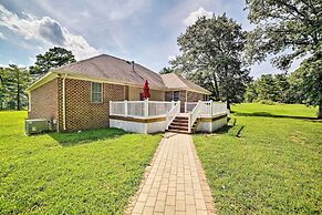 'juju's Place' Warsaw House w/ Deck & Tree Swings!