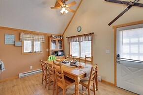 Walk to Beach: Pocono Lake Cabin w/ Pool Access!