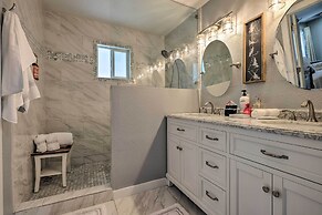 Cozy Retreat w/ Hot Tub & Fire Pit: Close to Main!