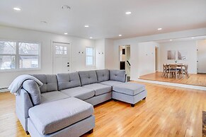 Hopkins Vacation Rental ~ 12 Mi to Minneapolis