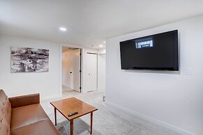 Hopkins Vacation Rental ~ 12 Mi to Minneapolis