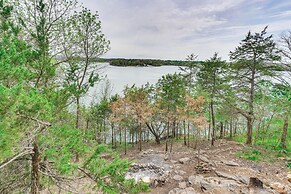 Lavish Retreat w/ Decks, Steps to Table Rock Lake!