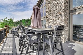 Lavish Retreat w/ Decks, Steps to Table Rock Lake!
