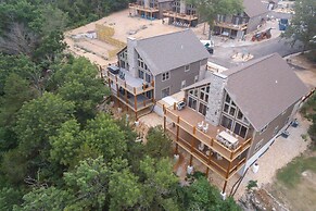 Lavish Retreat w/ Decks, Steps to Table Rock Lake!