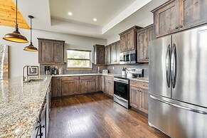 Lavish Retreat w/ Decks, Steps to Table Rock Lake!