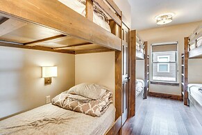 Lavish Retreat w/ Decks, Steps to Table Rock Lake!