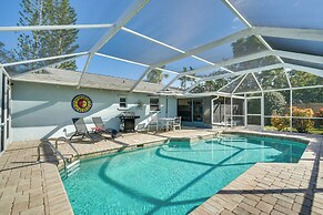 7 Mi to Beaches: Pet-friendly Cape Coral Home
