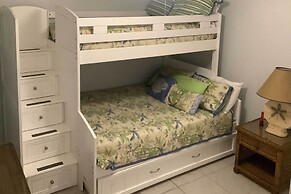 Large Balcony & Water Views: Indian Shores Condo!