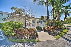 Large Balcony & Water Views: Indian Shores Condo!