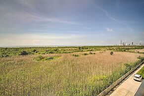 Welcoming Brigantine Condo w/ Ocean Views!