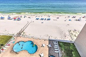 Beachfront Condo With Balconies & Pool Access!