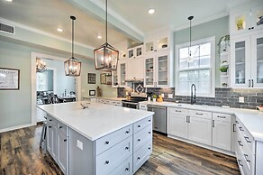 Spacious Abode, Walk to Texas Heroes Square!