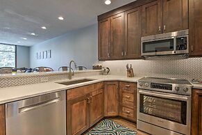 Solitude Mountain Slopeside Ski Condo w/ Hot Tub!