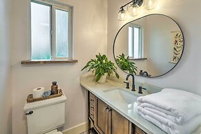 Farmhouse w/ Private Hot Tub < 1 Mile to Birch Bay