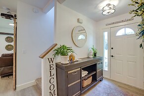 Farmhouse w/ Private Hot Tub < 1 Mile to Birch Bay