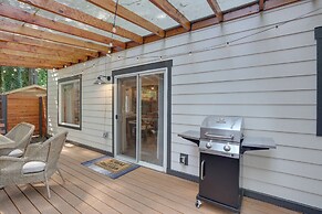 Farmhouse w/ Private Hot Tub < 1 Mile to Birch Bay