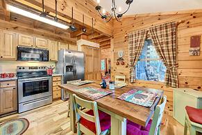 Waynesville Cabin w/ Covered Deck & Fire Pit!