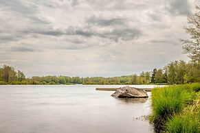 'sweetfern' Gouldsboro Cabin: Deck + Lake Access