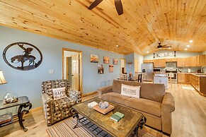 Cozy Waverly Cabin w/ Fireplace & Deck!
