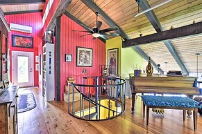 Hilltop Green Lake Home: Dock, Kayaks, Views!