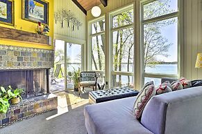 Hilltop Green Lake Home: Dock, Kayaks, Views!