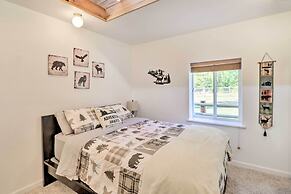 Stunning Montana Retreat: Hot Tub, On-site Hiking!