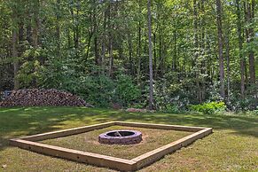 Quaint Mtn Cabin: Tiny Living Near Big Adventure