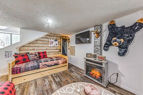 Cozy Ruidoso Cabin Rental w/ Private Hot Tub!