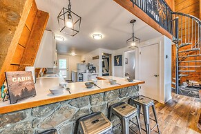 Cozy Ruidoso Cabin Rental w/ Private Hot Tub!