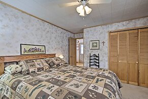 Cozy Cabin on 10 Acres, Walk to Chippewa River!