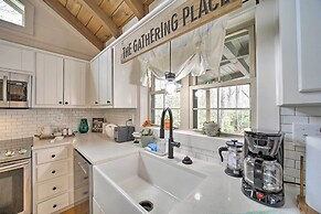 Deck + Fire Pits: Lake Toxaway Getaway!