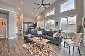 Scenic Hillside Cabin in Sylva w/ Hot Tub & Views!