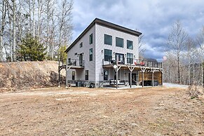 Scenic Hillside Cabin in Sylva w/ Hot Tub & Views!