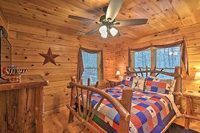 Rural Murphy Cabin - Yard, Hot Tub & Fire Pit