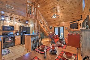 Rural Murphy Cabin - Yard, Hot Tub & Fire Pit