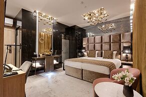 Art Suites Luxury Hotel