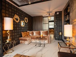 Art Suites Luxury Hotel