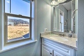Gold Beach Home w/ Hot Tub, 1/4 Mi to Beach!