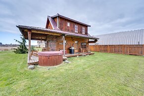 'blue Sky Cabin' in Sequim w/ Private Hot Tub!