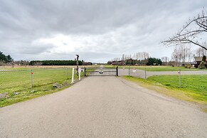 Private Hot Tub: 'blue Sky Cabin' in Sequim