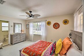 Cape Coral Home w/ Yard < 1 Mi to Dtwn!