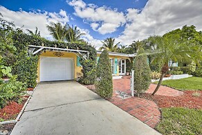 Cape Coral Home w/ Yard < 1 Mi to Dtwn!