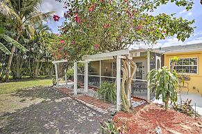 Cape Coral Home w/ Yard < 1 Mi to Dtwn!