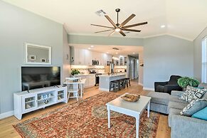 < 1 Mi to Coast: Jamaica Beach Home w/ Pool Access