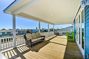 < 1 Mi to Coast: Jamaica Beach Home w/ Pool Access
