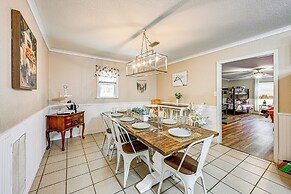 ~ 1 Mi to Dollywood: Family Home w/ Pool & Hot Tub