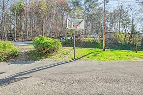 ~ 1 Mi to Dollywood: Family Home w/ Pool & Hot Tub